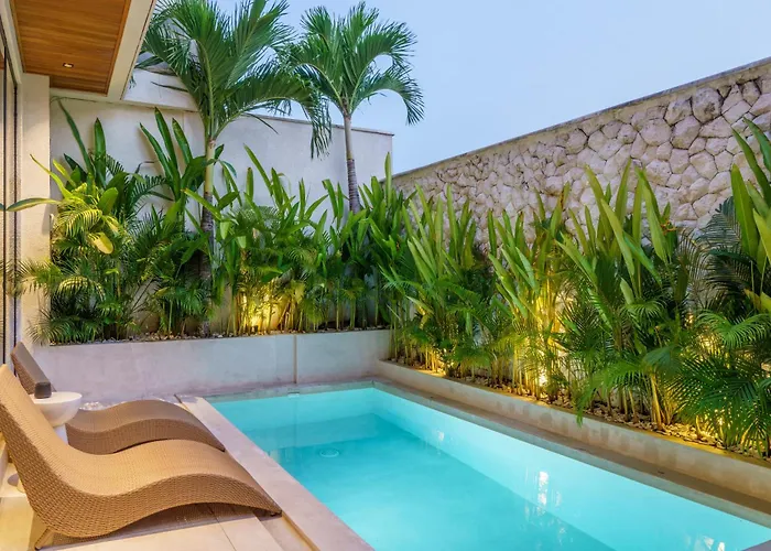 Romantic Private Pool In